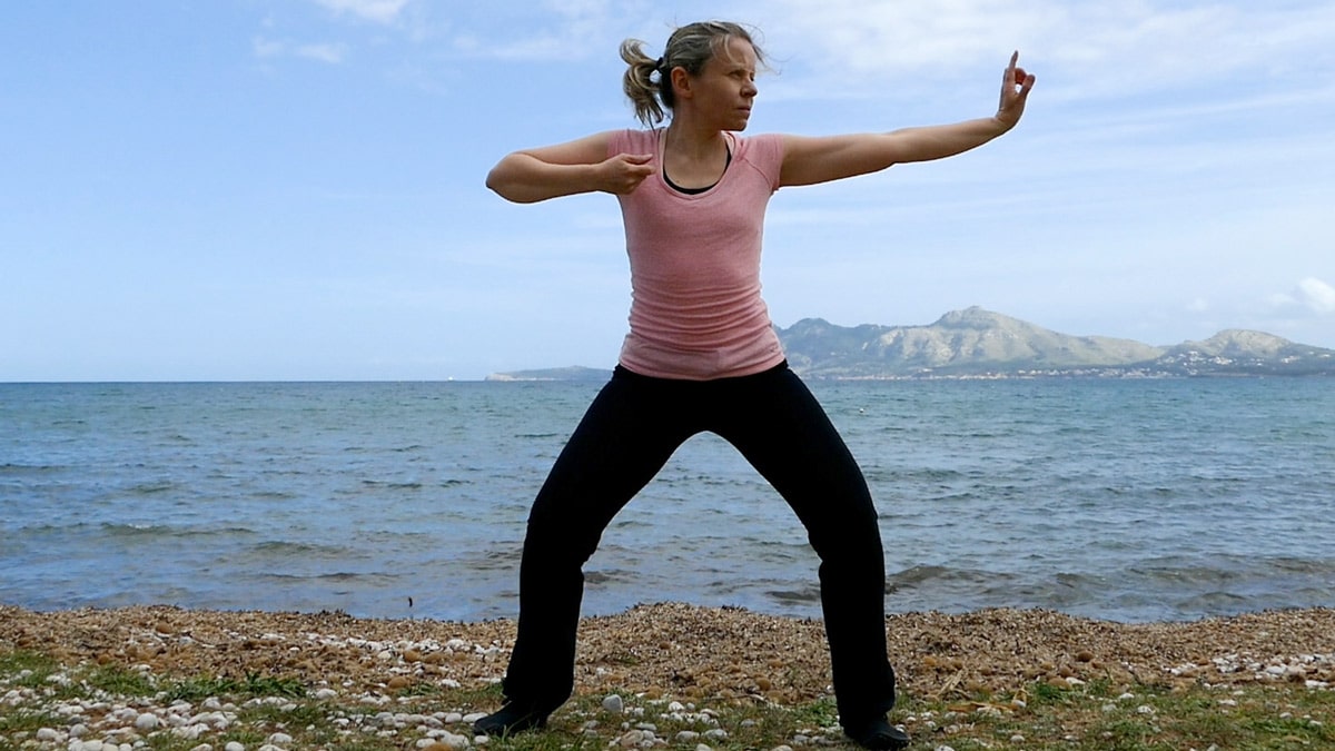 8 Brokate Qigong - die acht wertvollen Übungen - Anleitung und Wirkung