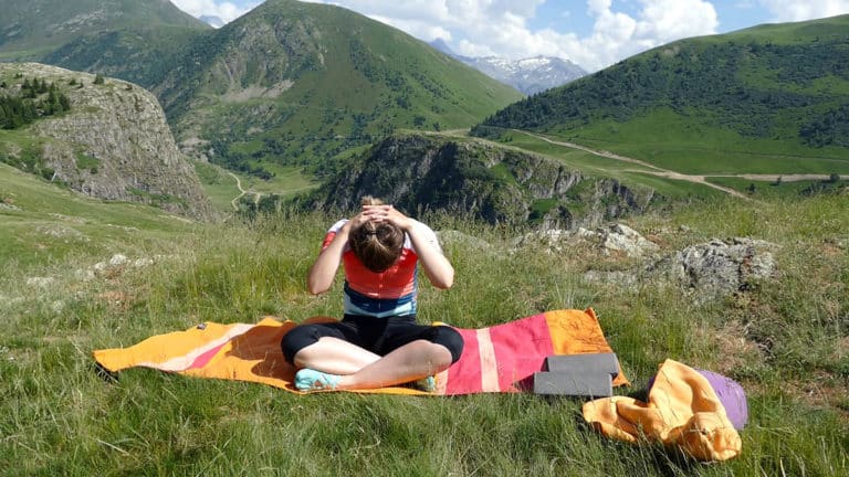 Yin Yoga für Radfahrer: Nackendehnung